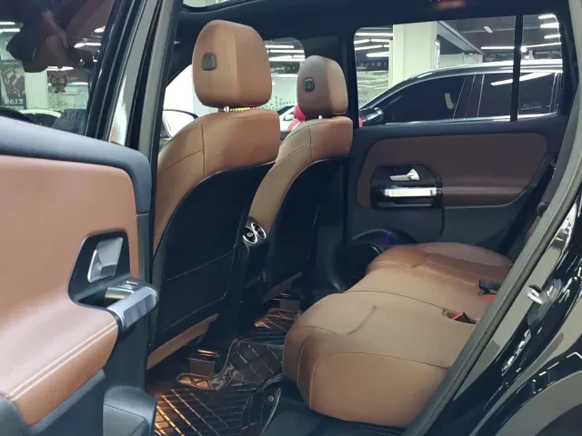 Mercedes-Benz GLB-Class — Фото автомобиля 9