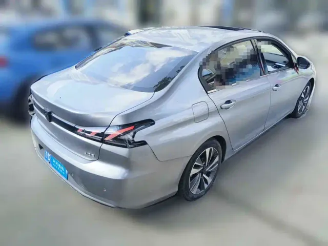 Peugeot 408 — Фото автомобиля 2