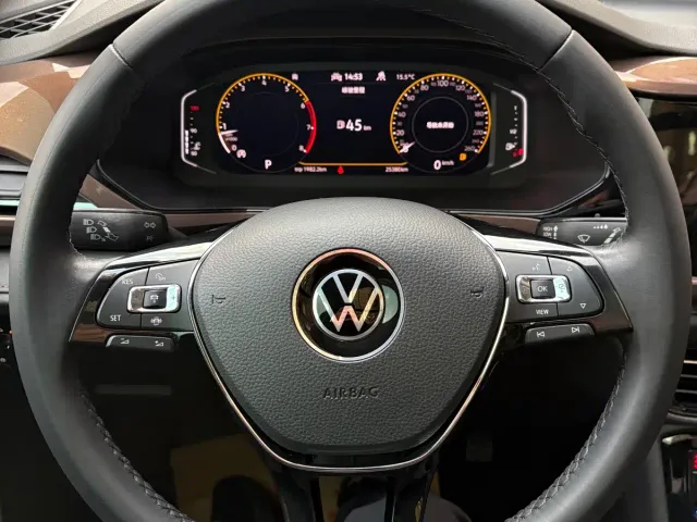 Volkswagen Tharu — Фото автомобиля 16