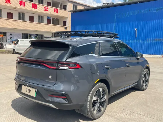 BYD Tang — Фото автомобиля 5