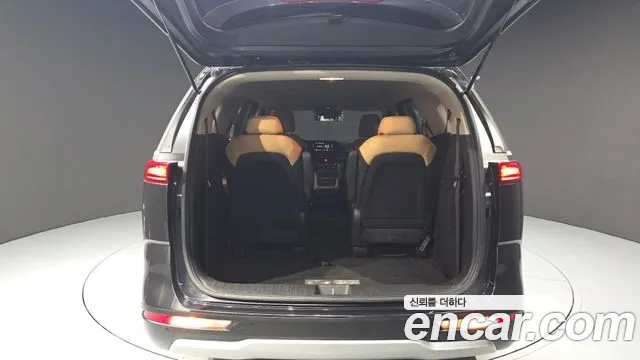 Kia Canival Carnival 4 поколение Дизель 9 мест Prestige — Фото автомобиля 30