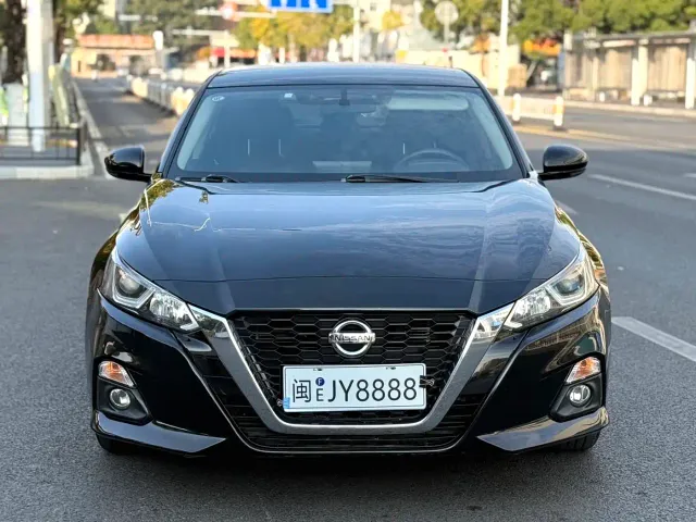 Nissan Teana — Фото автомобиля 2