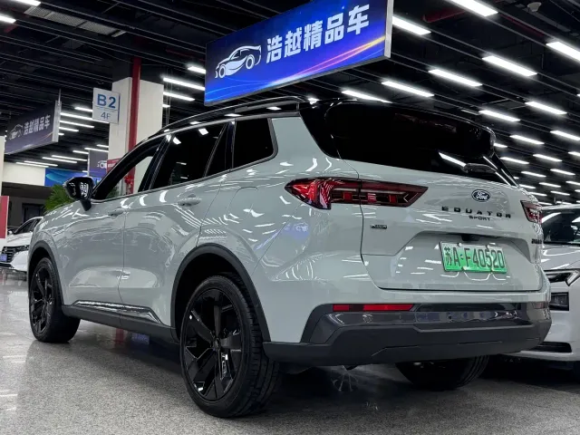 Ford Lingrui — Фото автомобиля 11