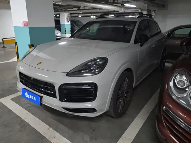 Фотография автомобиля — Porsche Cayenne