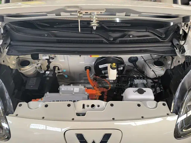 Wuling Hongguang Mini EV — Фото автомобиля 19