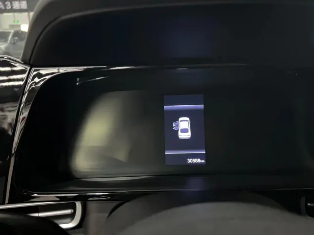 Hyundai Elantra — Фото автомобиля 9