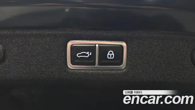 Hyundai Grandeur Grandeur (GN7) 3.5 Бензин 4WD — Фото автомобиля 24