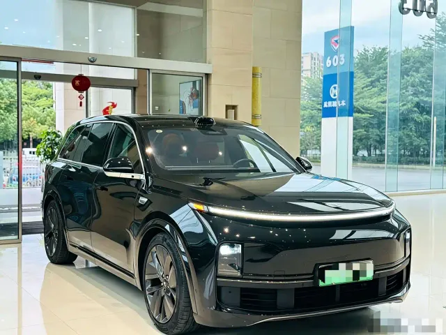 Li Auto L9 — Фото автомобиля 3