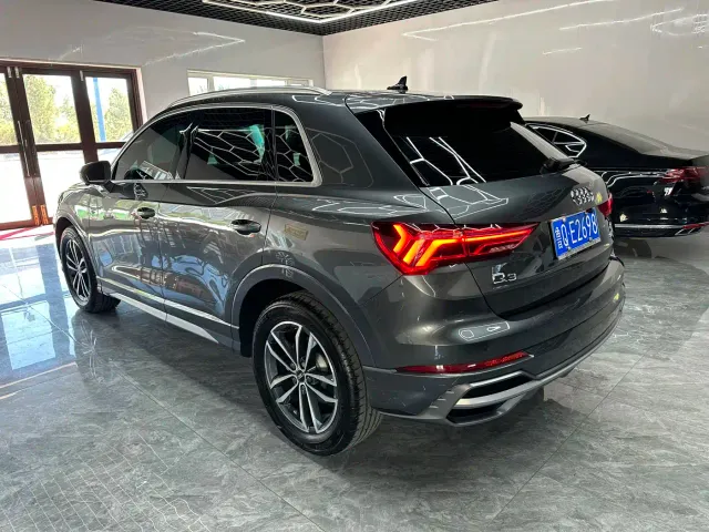 Audi Q3 — Фото автомобиля 4