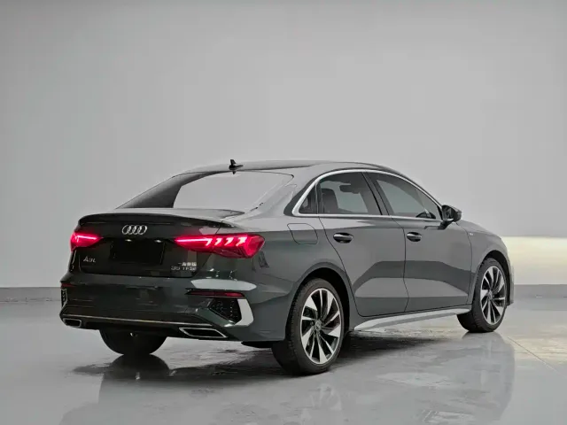 Audi A3 — Фото автомобиля 4