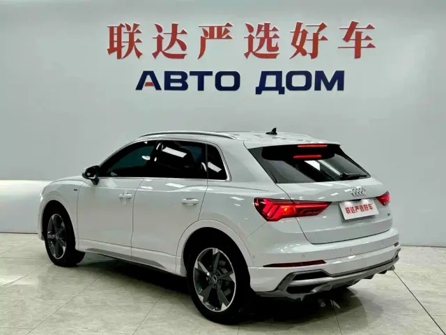 Audi Q3 — Фото автомобиля 4