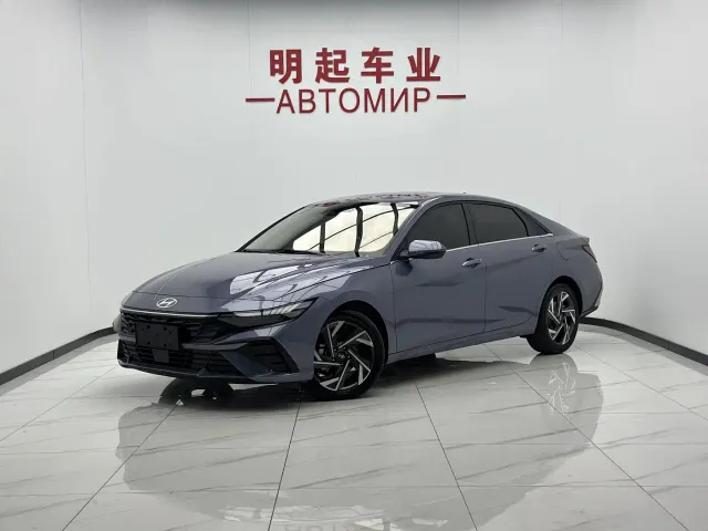 Фотография автомобиля — Hyundai Elantra