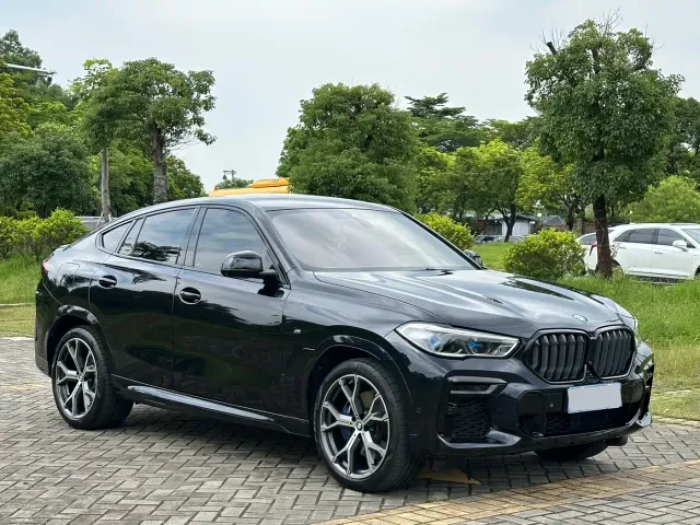 BMW X6 — Фото автомобиля 3