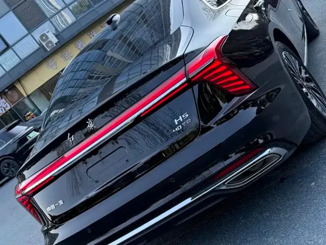Hongqi H5 — Фото автомобиля 13