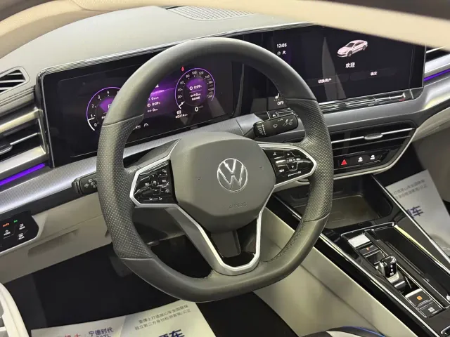 Volkswagen Lamando — Фото автомобиля 11