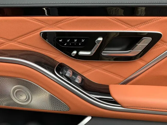 Mercedes-Benz Maybach S-Class — Фото автомобиля 29