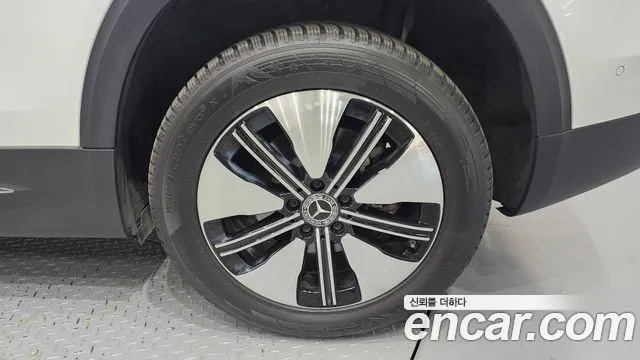 Mercedes-Benz EQB X243 — Фото автомобиля 21