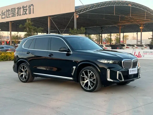 BMW X5 — Фото автомобиля 3