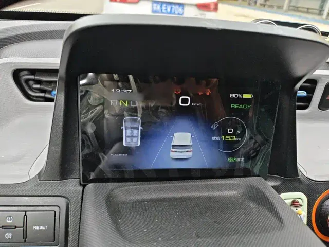 Wuling Hongguang Mini EV — Фото автомобиля 18