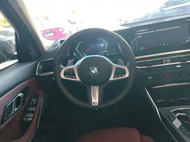BMW 3 Series — Фото автомобиля 10