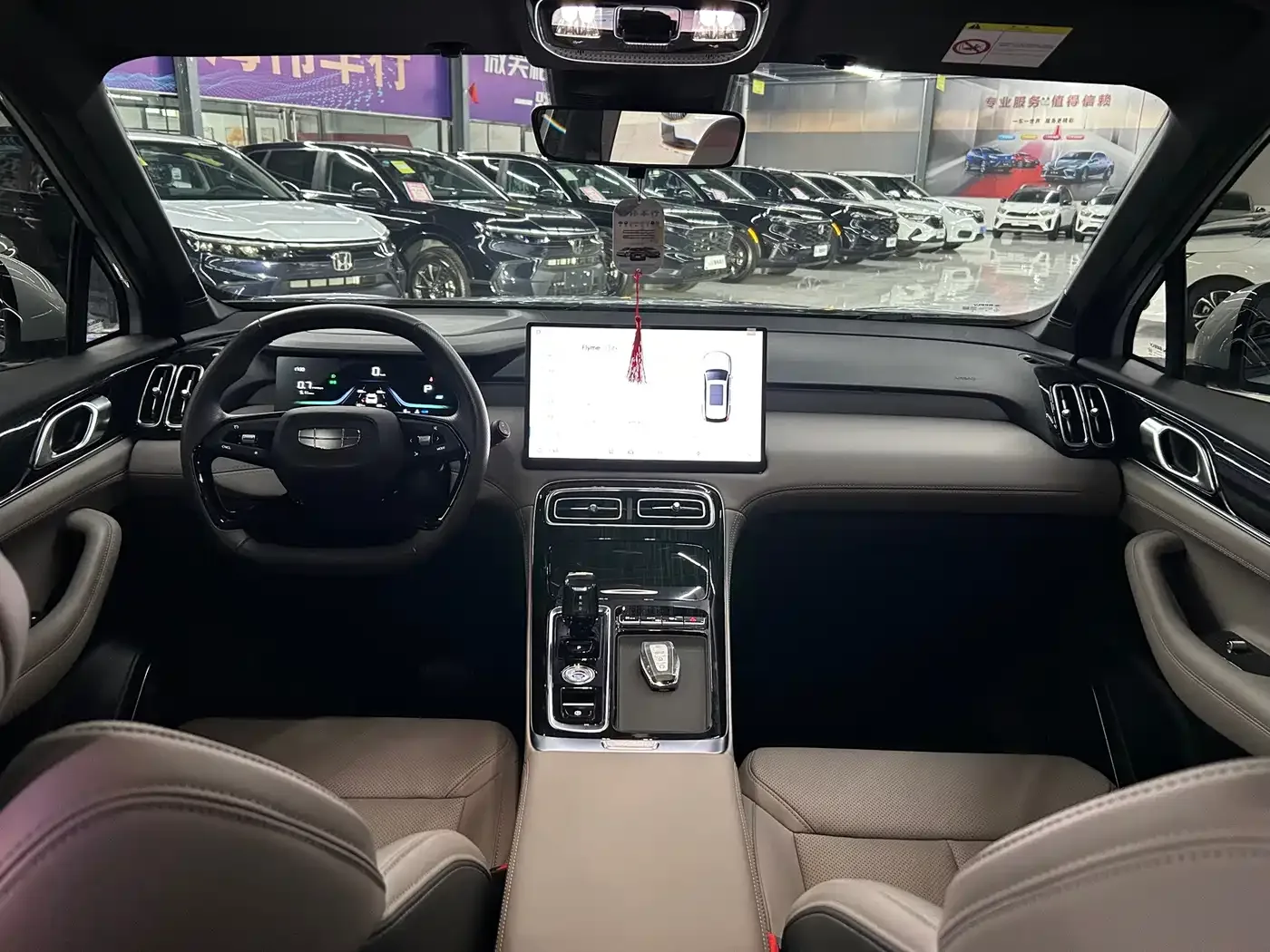Geely Boyue L 2025 4th Generation 1.5TD DCT Journey Start — Фото автомобиля 13
