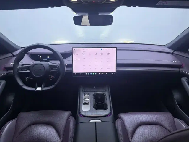 Xiaomi SU7 — Фото автомобиля 9
