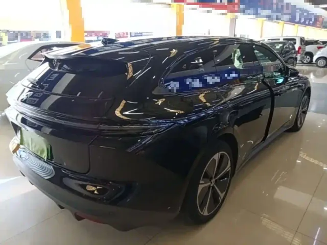 Nio ET5 Touring — Фото автомобиля 6