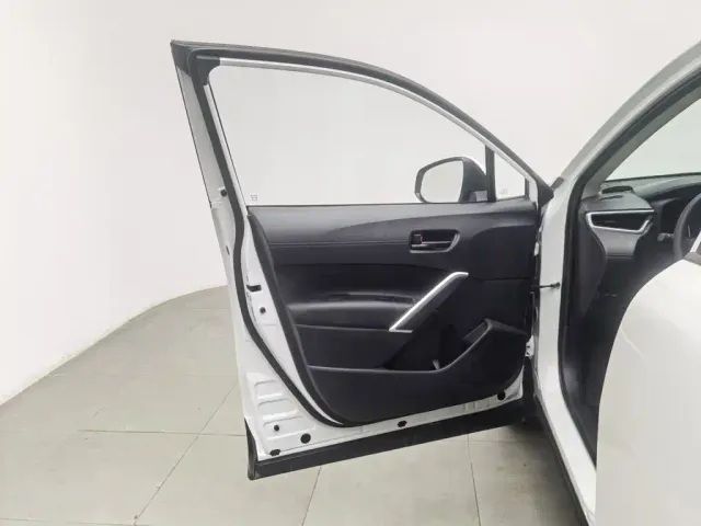 Toyota Corolla Cross — Фото автомобиля 8