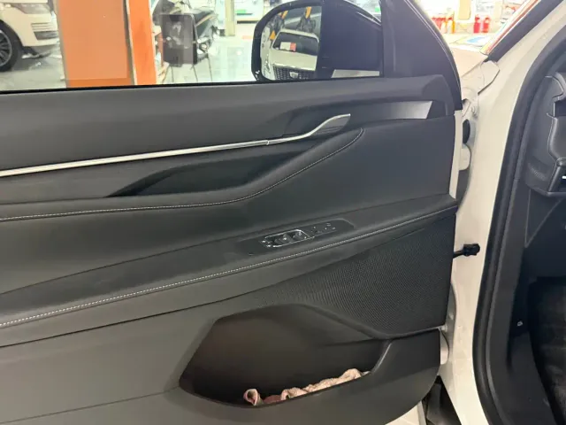 Ford Edge — Фото автомобиля 6