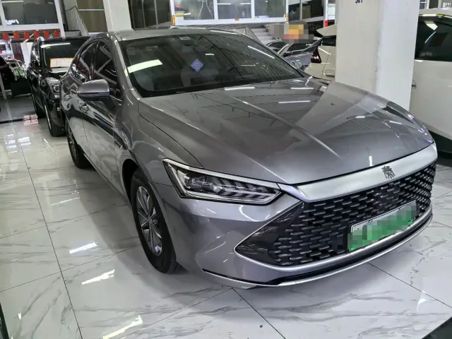 BYD Qin PLUS — Фото автомобиля 3