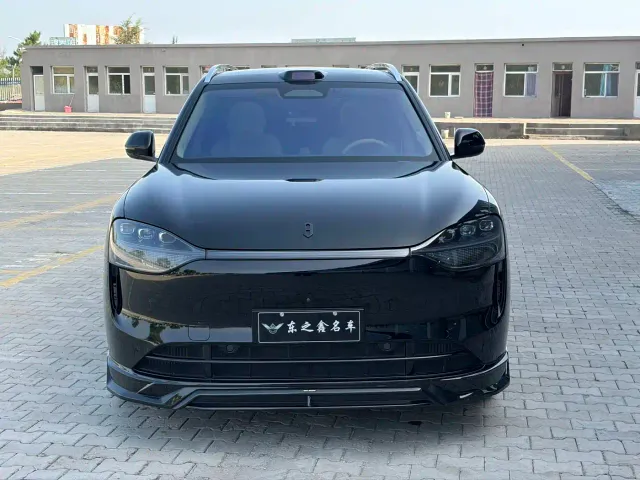 Aito M9 — Фото автомобиля 3