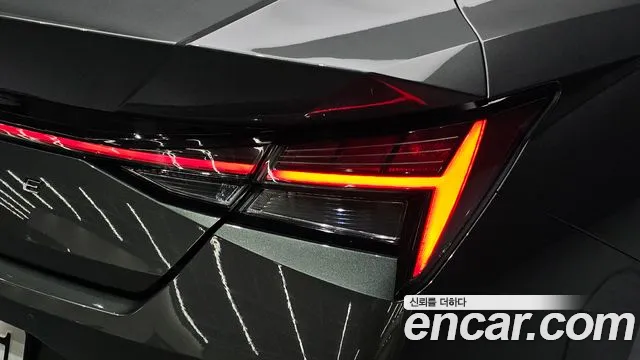 Hyundai Avante CN7 — Фото автомобиля 8