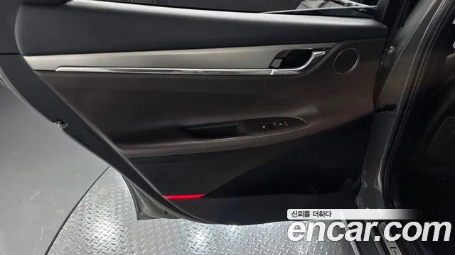 Hyundai Grandeur Grandeur (New) Hybrid — Фото автомобиля 24