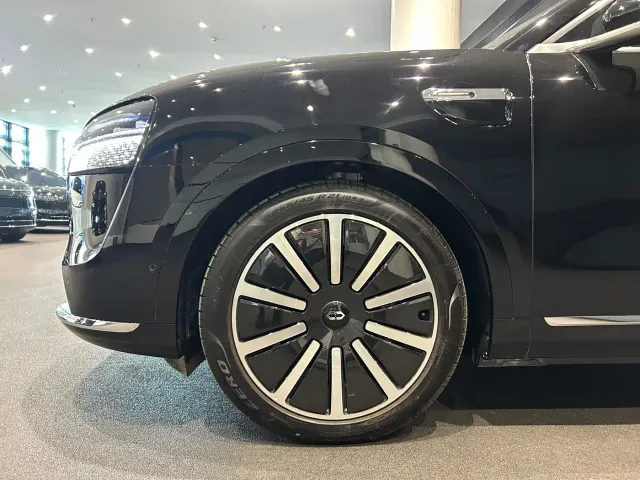 Aito M9 — Фото автомобиля 4