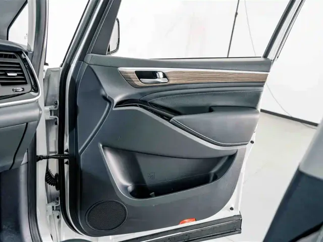 GAC Trumpchi M8 — Фото автомобиля 14