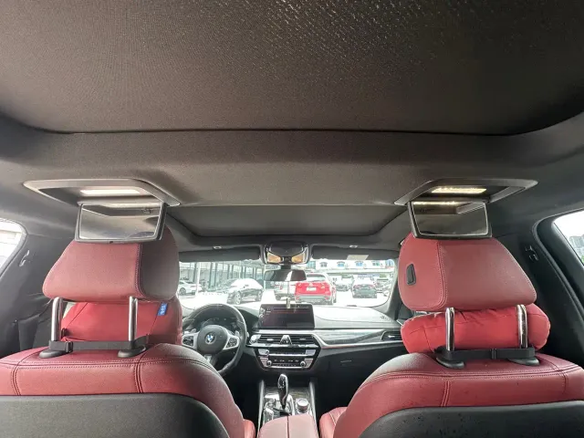 BMW 5 Series — Фото автомобиля 16