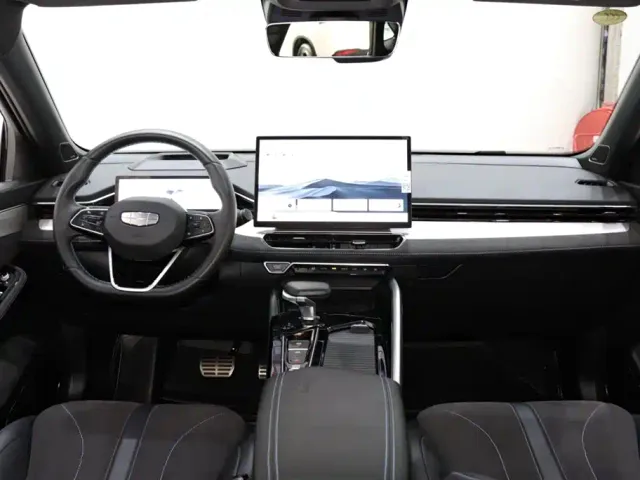 Geely Xingrui — Фото автомобиля 11