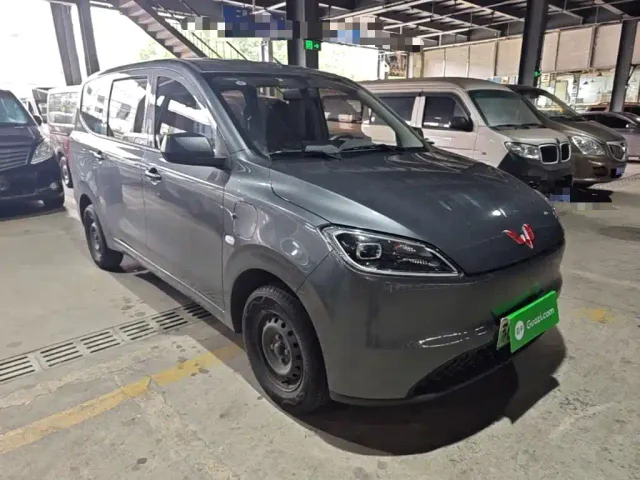 Wuling Hongguang — Фото автомобиля 3