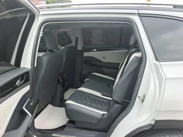 Volkswagen ID.6 CROZZ 2021 Long Range PRO Version — Фото автомобиля 13