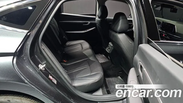 Hyundai Sonata — Фото автомобиля 17