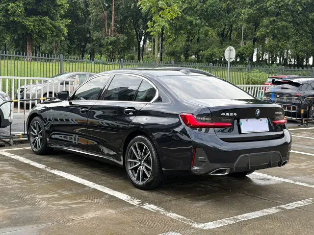 BMW 3 Series — Фото автомобиля 6