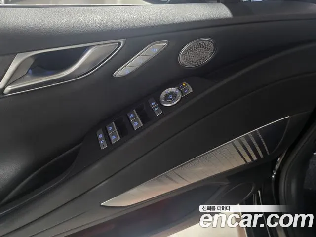 Genesis G80 RG3 — Фото автомобиля 11
