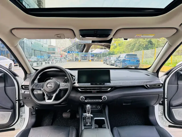 Nissan Teana — Фото автомобиля 6