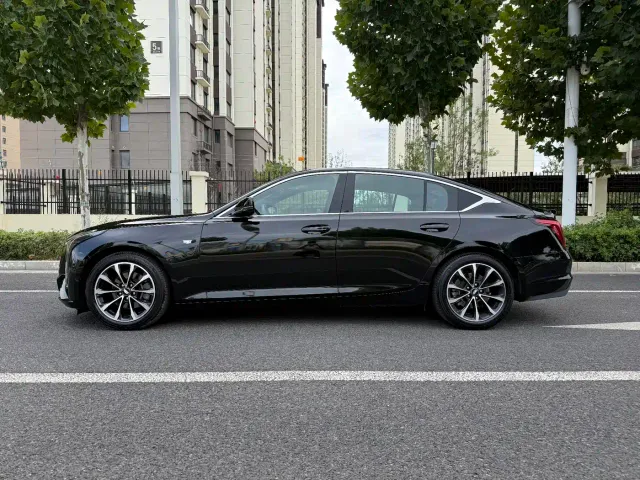 Cadillac CT5 — Фото автомобиля 7
