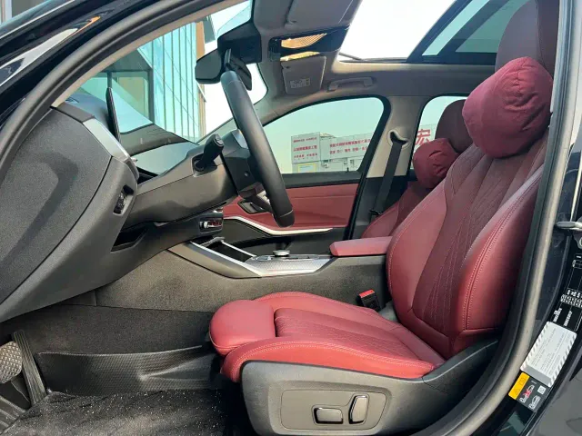 BMW i3 — Фото автомобиля 11