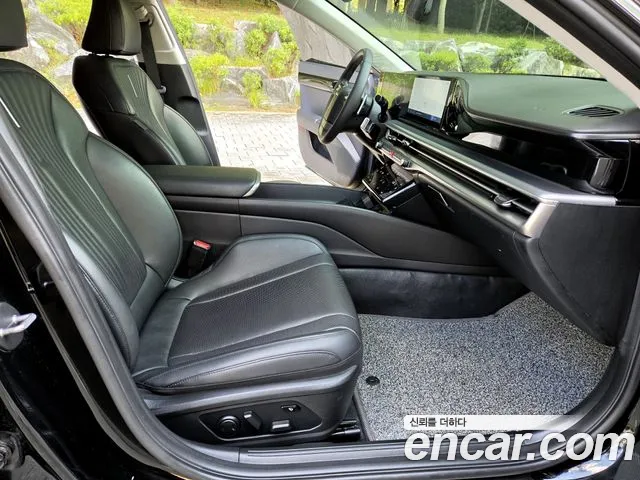 Hyundai Grandeur GN7 — Фото автомобиля 12