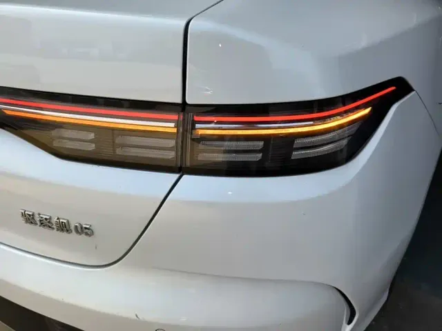 BYD Destroyer 05 2022 DM-i 55KM Luxury — Фото автомобиля 7