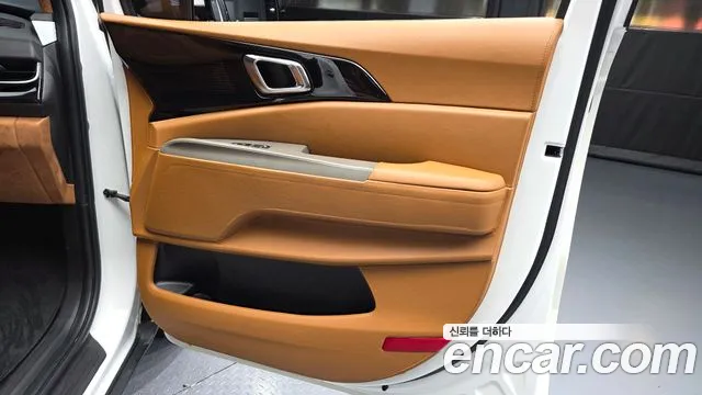 Kia Canival Новый Carnival 4 поколение Бензин 9 мест Hi-Limousine (Спецкузов) — Фото автомобиля 20