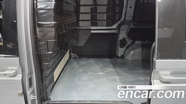 Hyundai Staria Staria Карго 3 места — Фото автомобиля 12