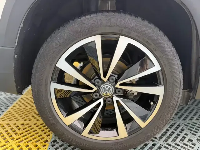 Volkswagen Tharu — Фото автомобиля 23